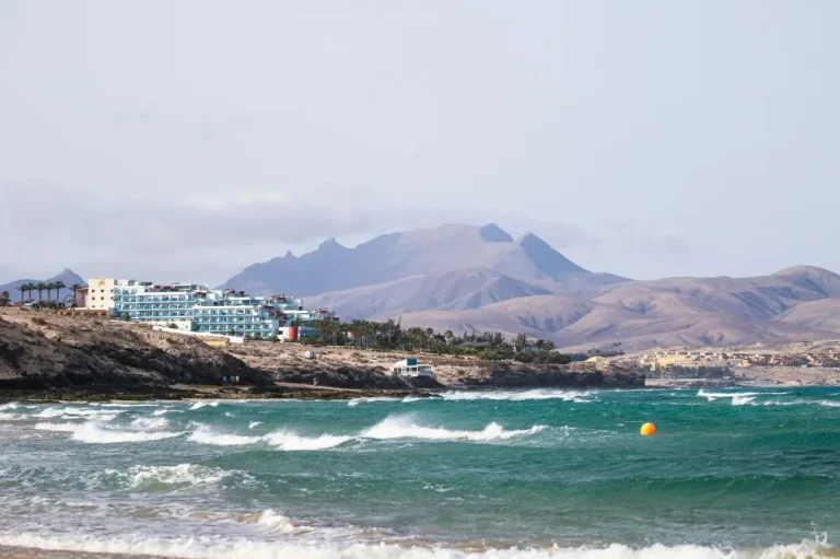 Canary Islands Timeshare vs Hotel Cost Per Week Spain - Canary Islands Timeshare vs Hotel Cost Per Week Spain