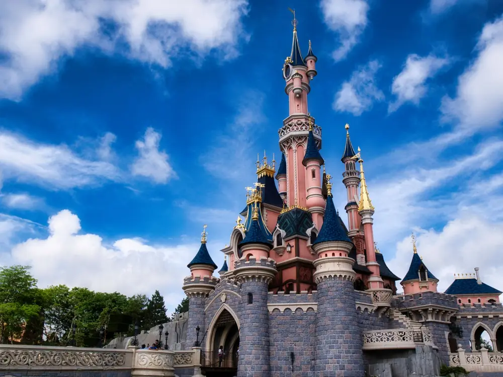 Disney Vacation Club Resale vs Direct Purchase Cost Florida