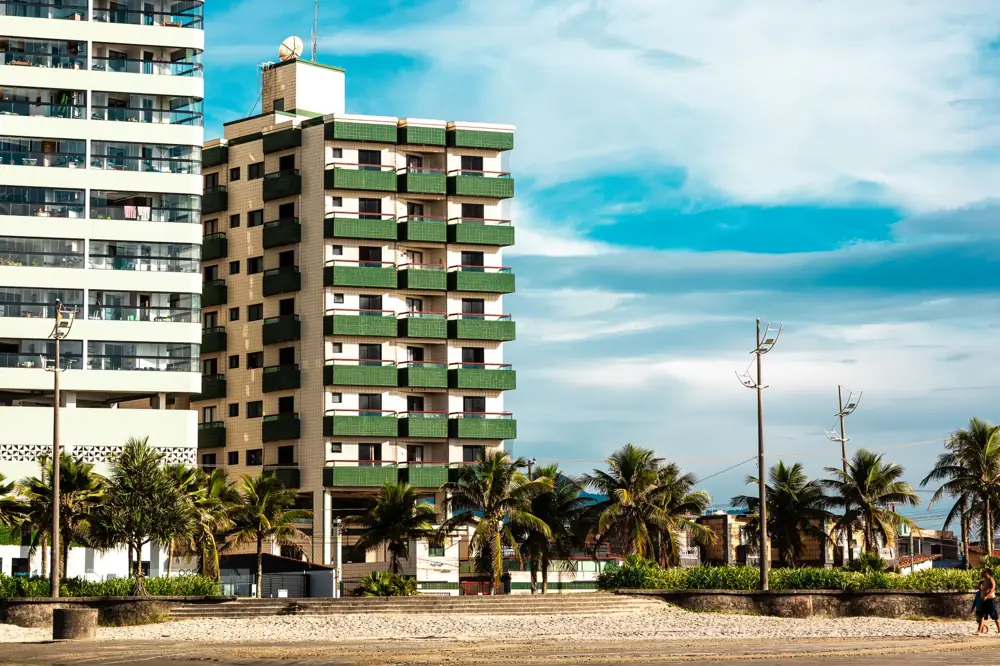 Renting Timeshare vs Booking Hotel Cost Comparison USA